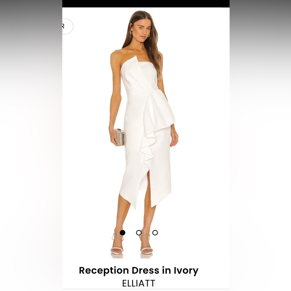 Reception dress in Ivory size Small